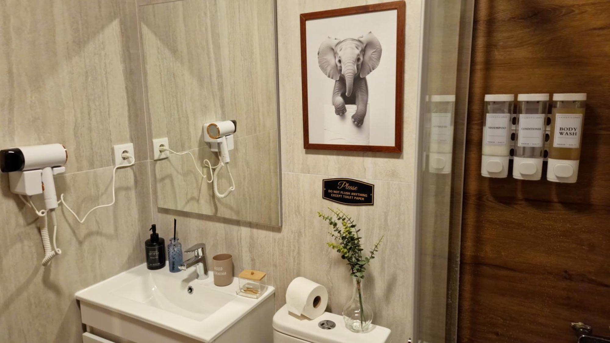 Guest House Da Mata3 โปโว เดอ วาร์ซิม ภายนอก รูปภาพ